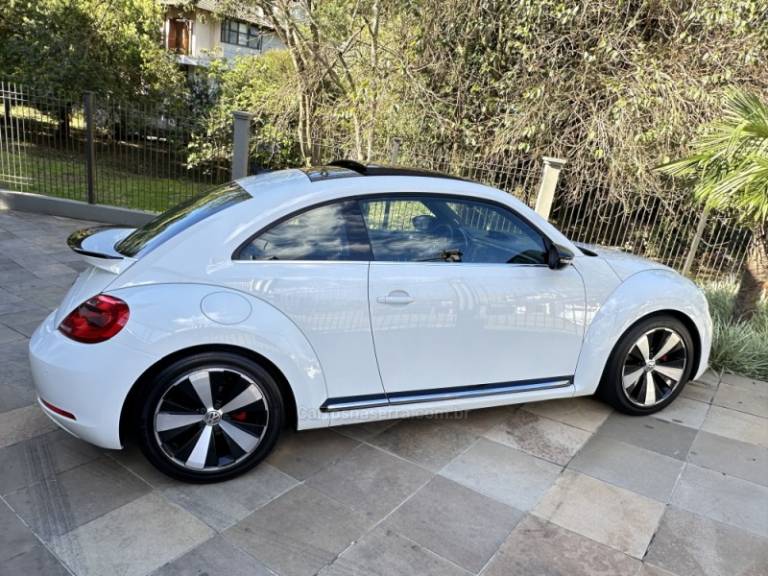 VOLKSWAGEN - FUSCA - 2014/2014 - Branca - R$ 112.000,00