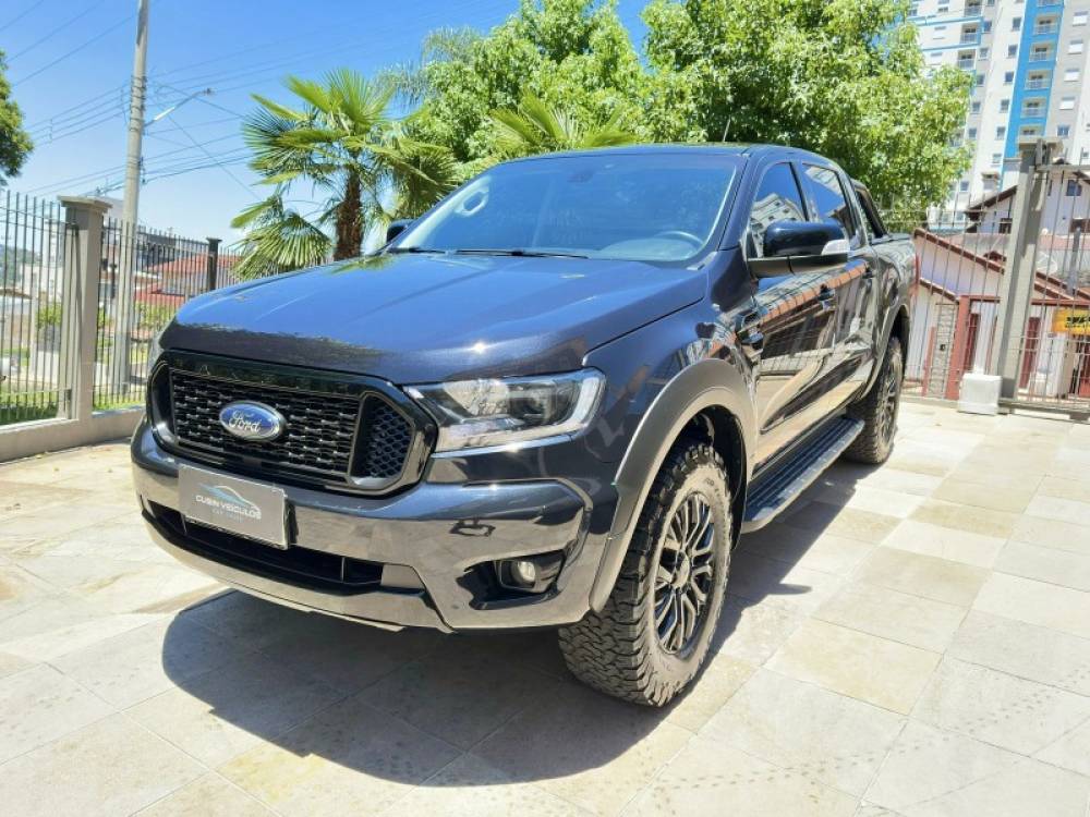 FORD - RANGER - 2023/2023 - Preta - R$ 180.000,00