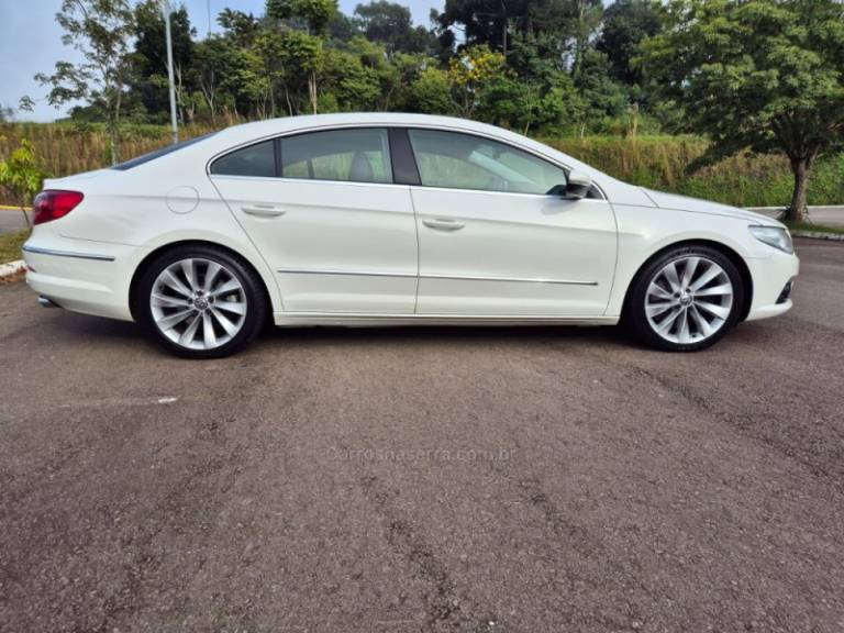 VOLKSWAGEN - PASSAT - 2010/2010 - Branca - R$ 90.000,00