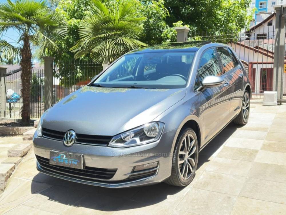 VOLKSWAGEN - GOLF - 2015/2015 - Cinza - R$ 89.000,00