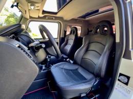 TROLLER - T4 BOLD - 2017/2017 - Branca - R$ 178.000,00