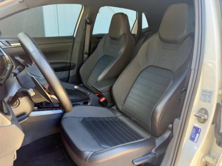 VOLKSWAGEN - POLO - 2020/2020 - Branca - R$ 107.000,00