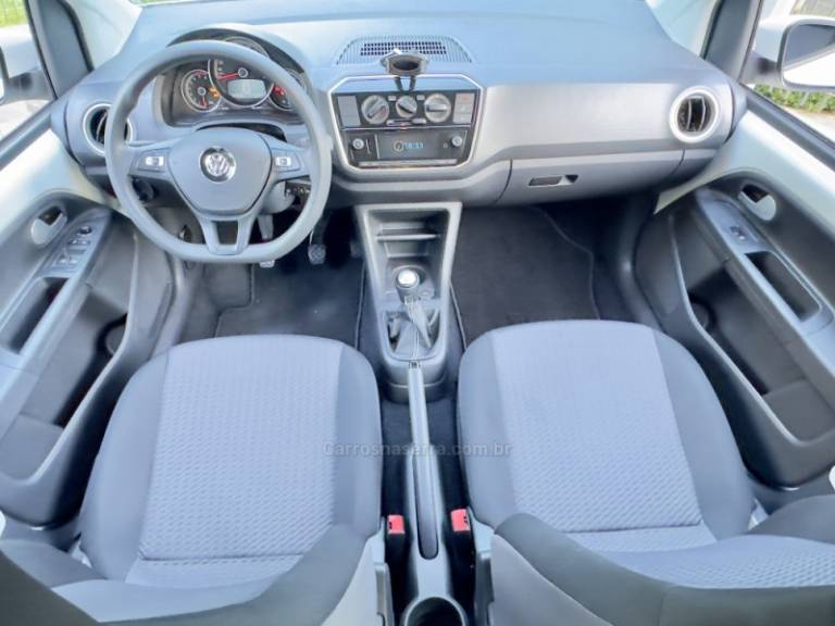 VOLKSWAGEN - UP - 2020/2020 - Branca - R$ 66.000,00
