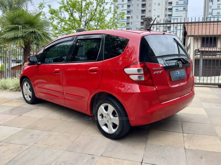 HONDA - FIT - 2011/2011 - Vermelha - R$ 49.500,00