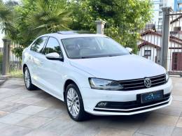 VOLKSWAGEN - JETTA - 2017/2017 - Branca - R$ 93.000,00