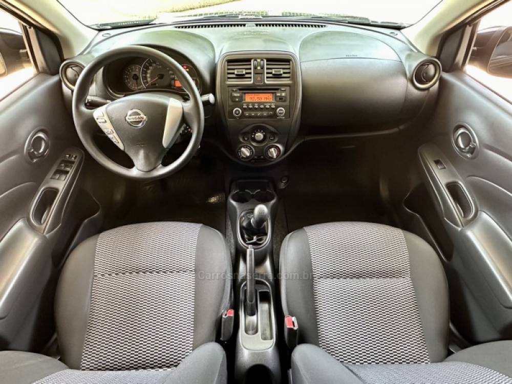 NISSAN - VERSA - 2020/2020 - Preta - R$ 52.000,00